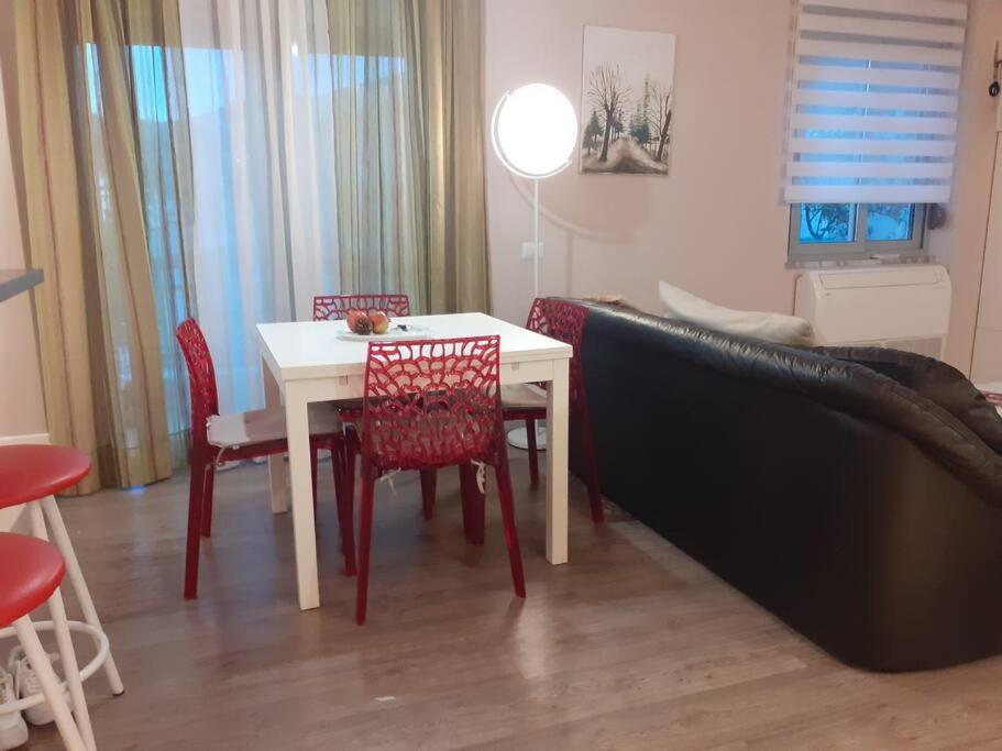 Lake View Apartment Tirana Exterior foto